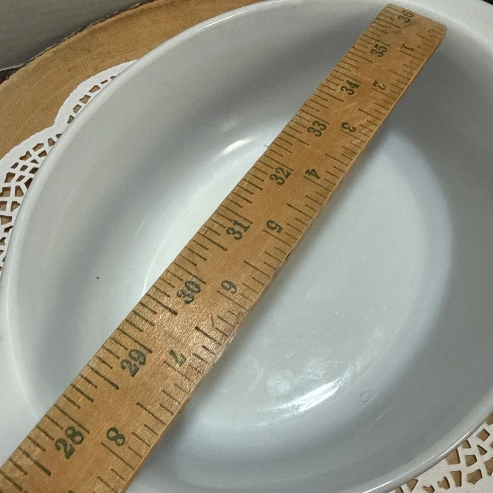 Vintage Pyrex 043 Woodland Brown 1.5 Qt Oval Casserole Dish No Lid USA
